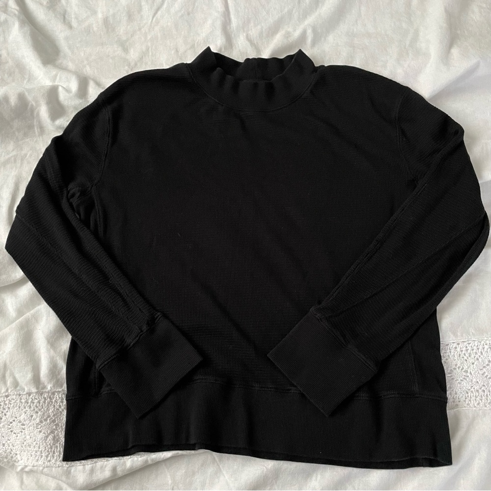 Monrow MEDIUM waffle knit top black mock neck
